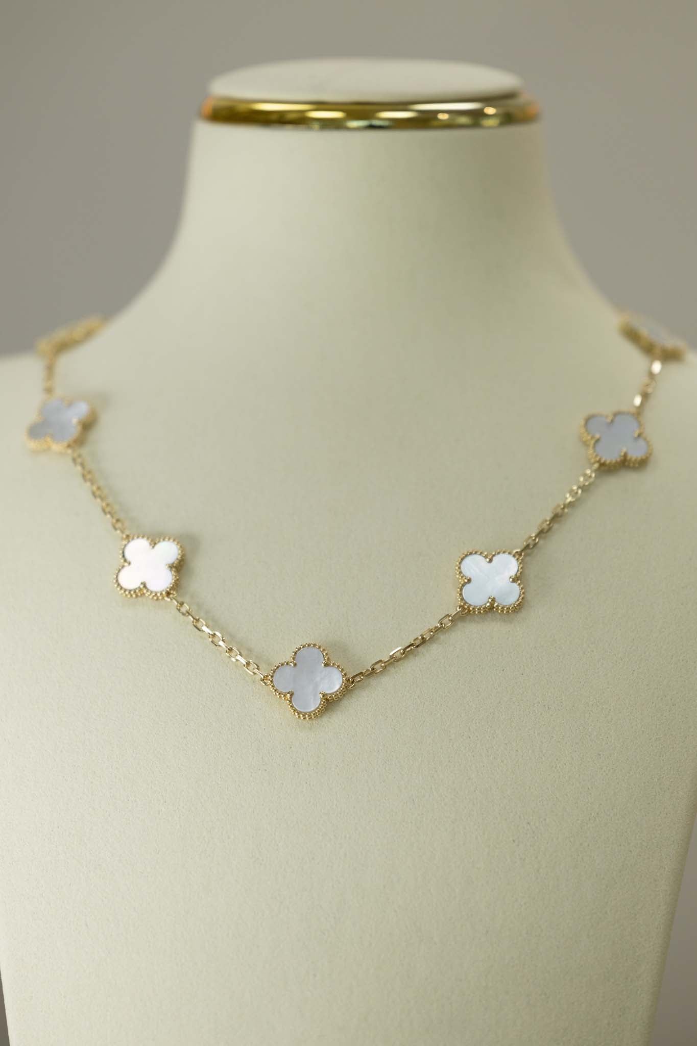 18K Gold Mother Pearl 10 Motif necklace