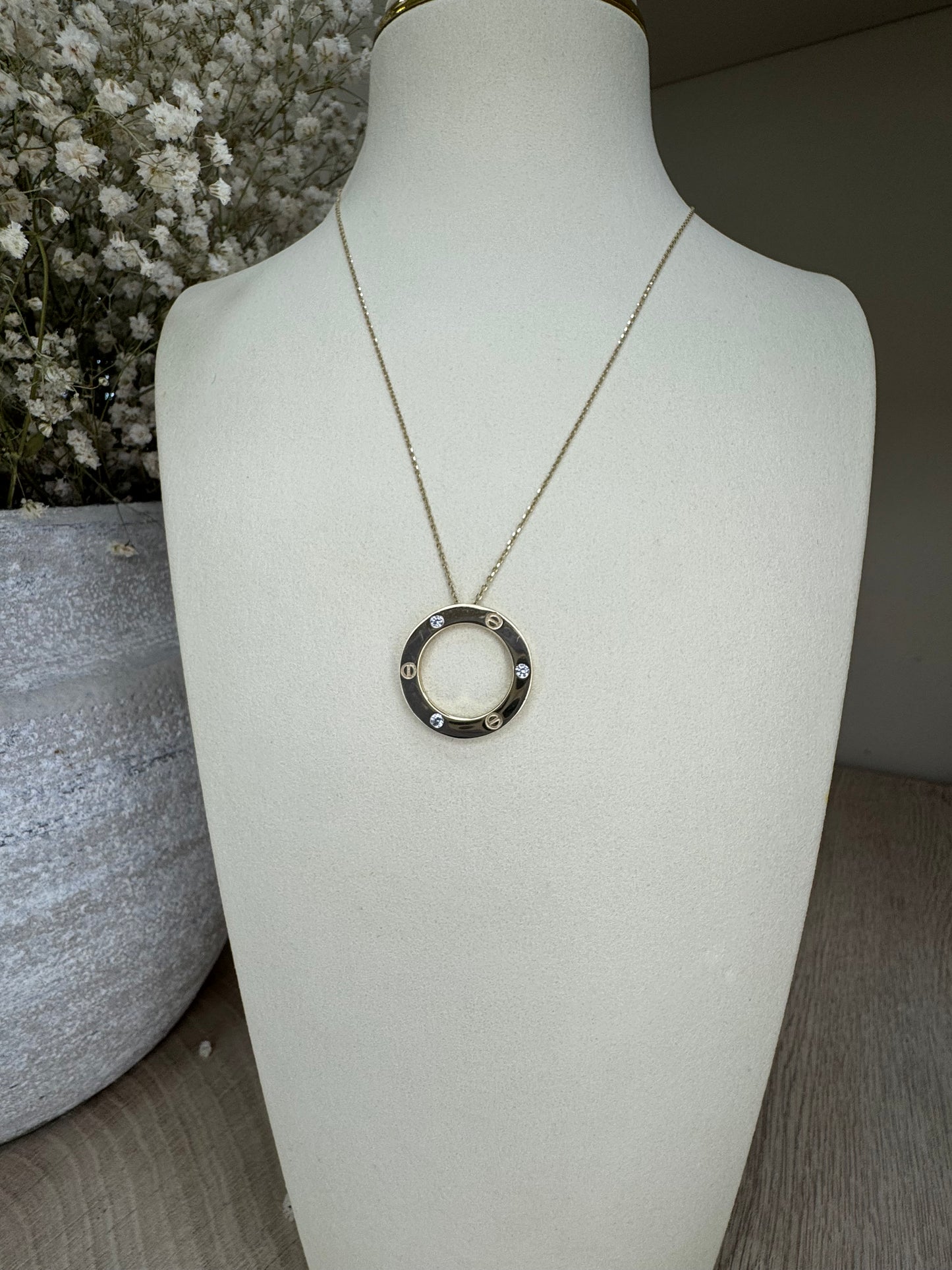 14K Gold Eternal Circle necklace
