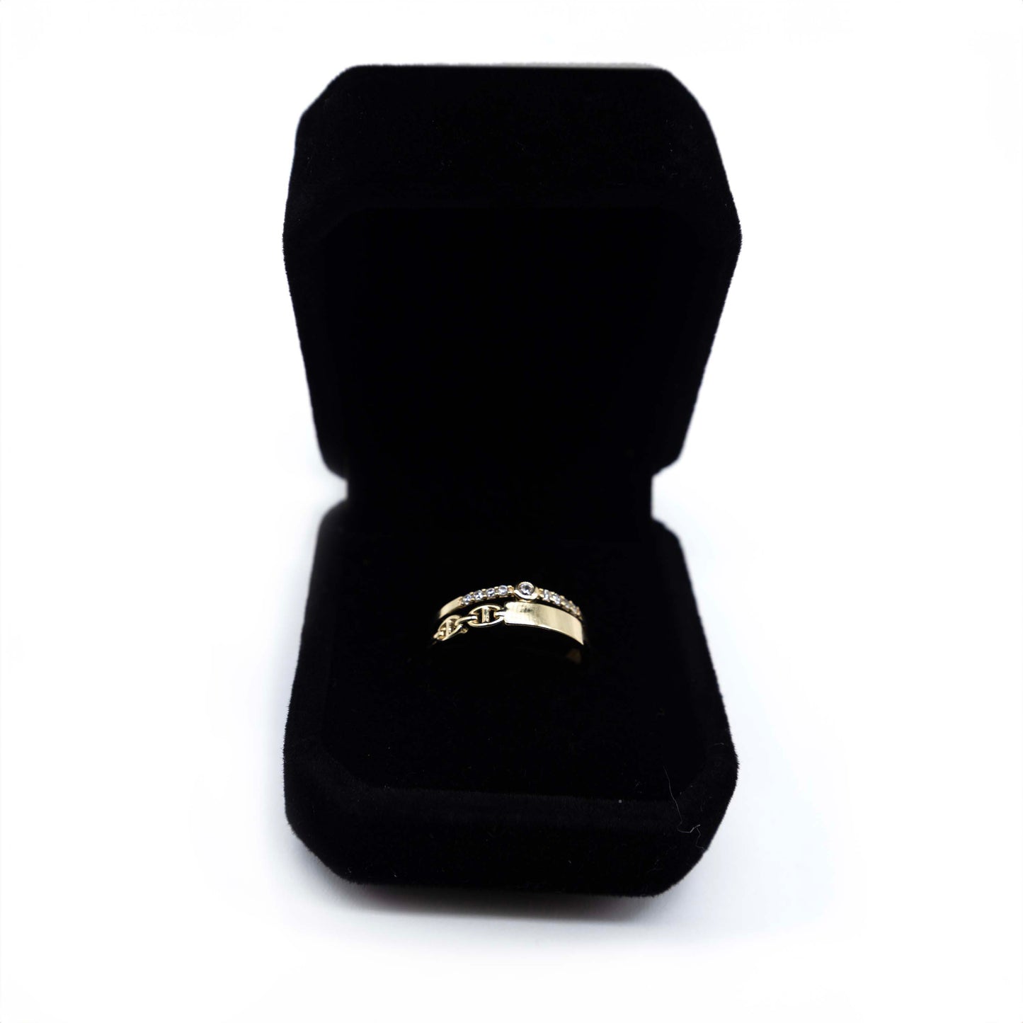 10K Gold Luxurious Band Ring with stones