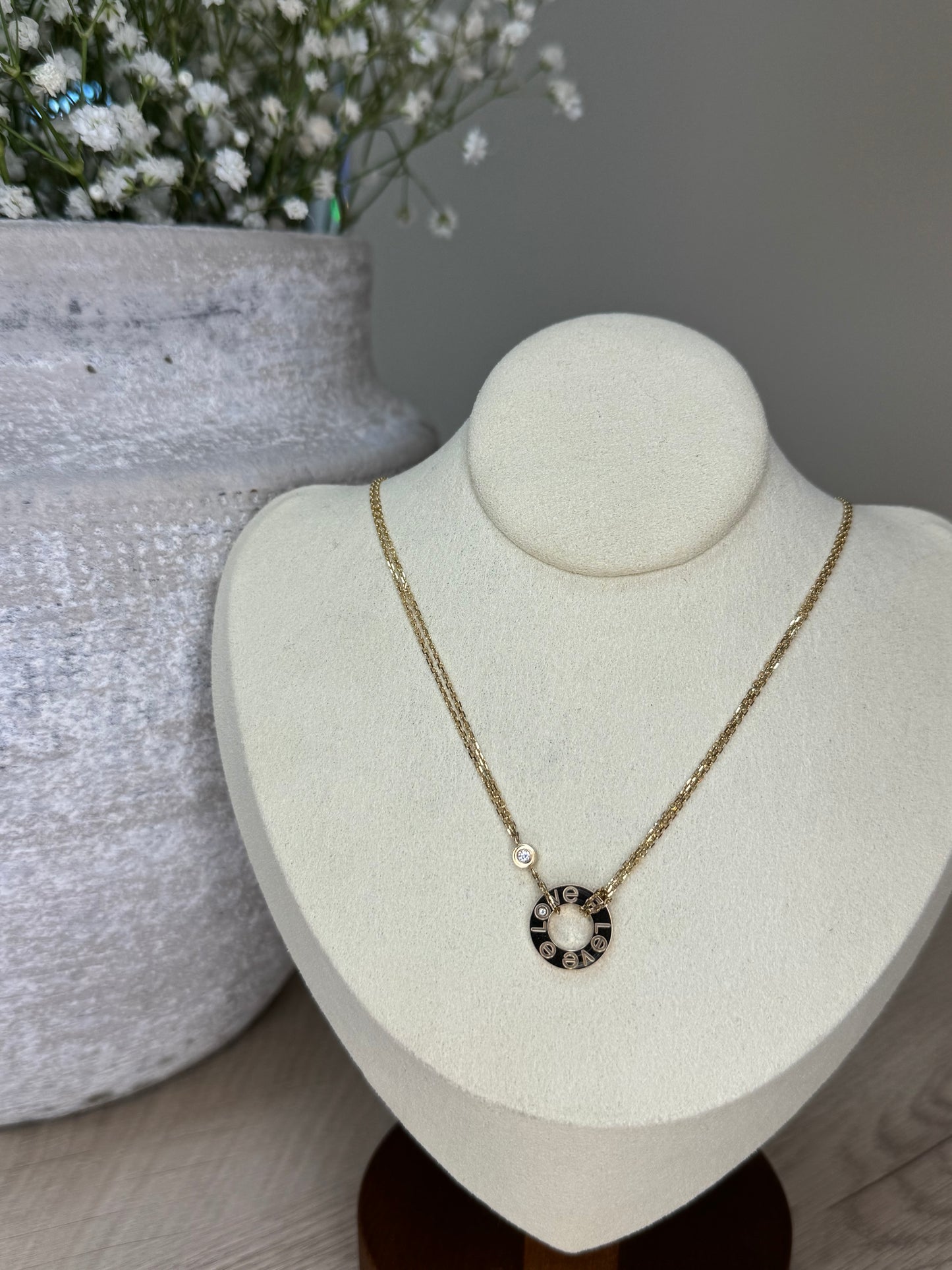 18k Gold Love necklace