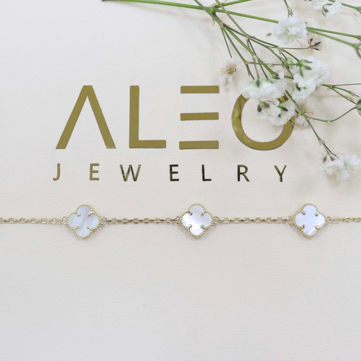 10K White bracelet small clover