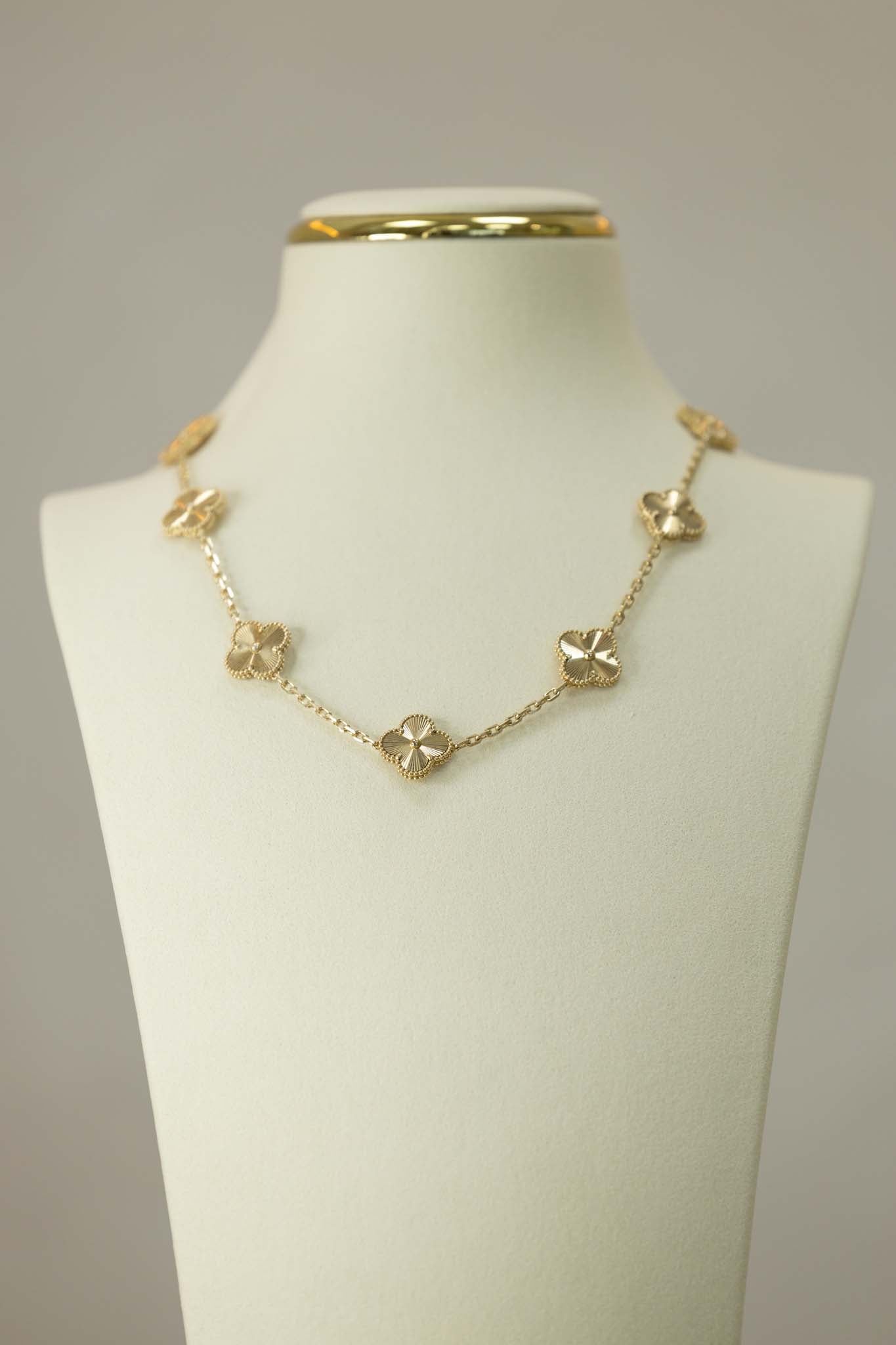 18K Gold 10 Motif necklace