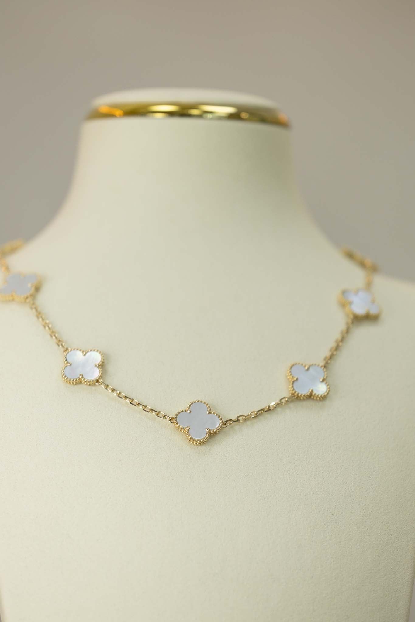 18K Gold Mother Pearl 10 Motif necklace