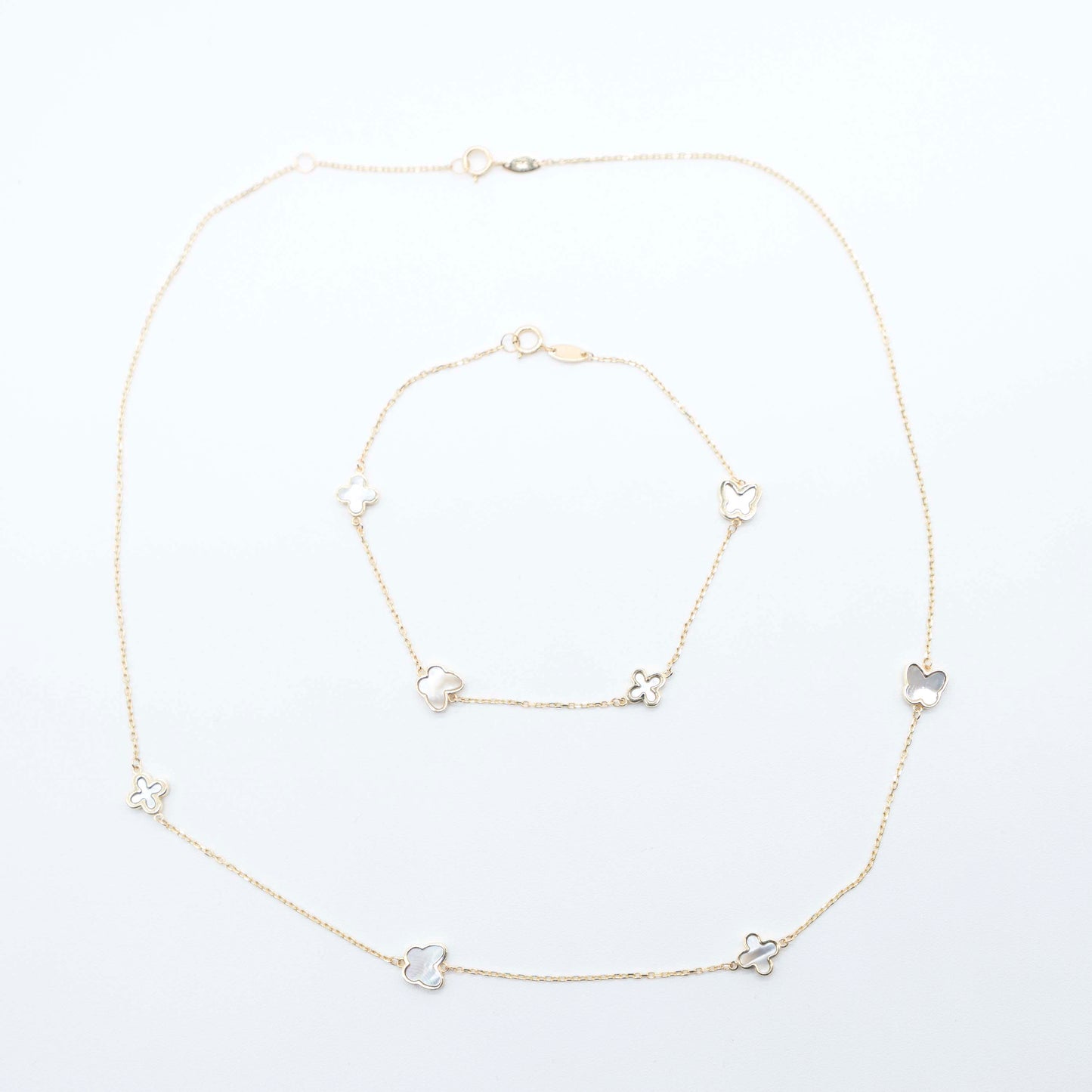 10K Gold Set of white bracelet and necklace B/C