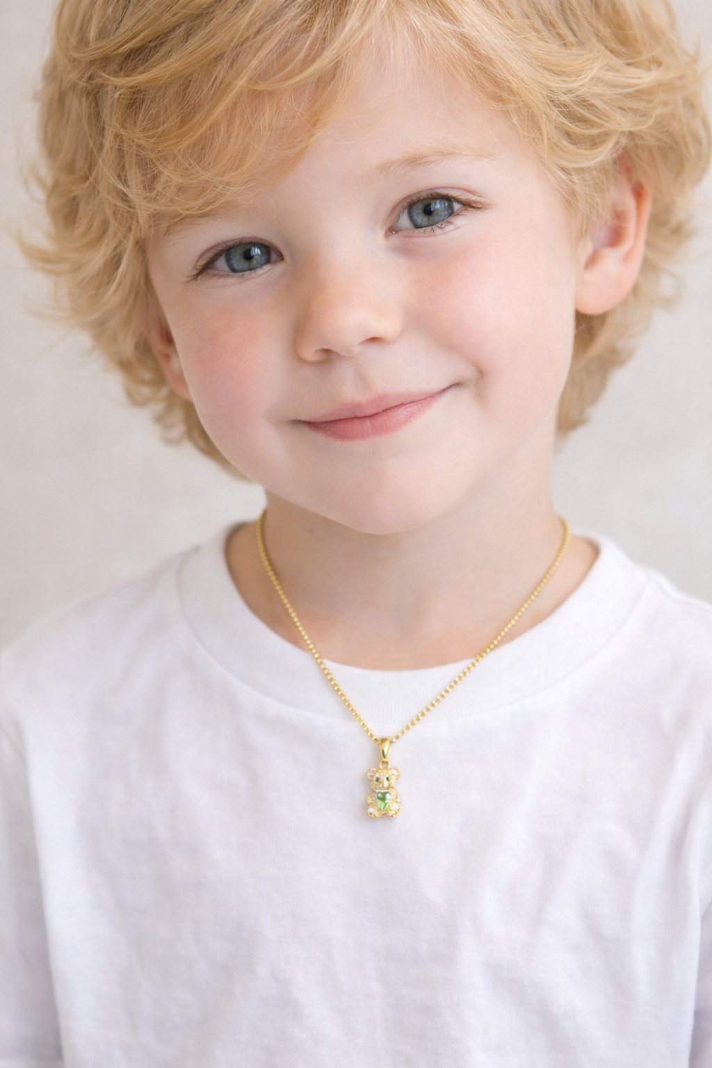 10K Gold Teddy Green Heart necklace