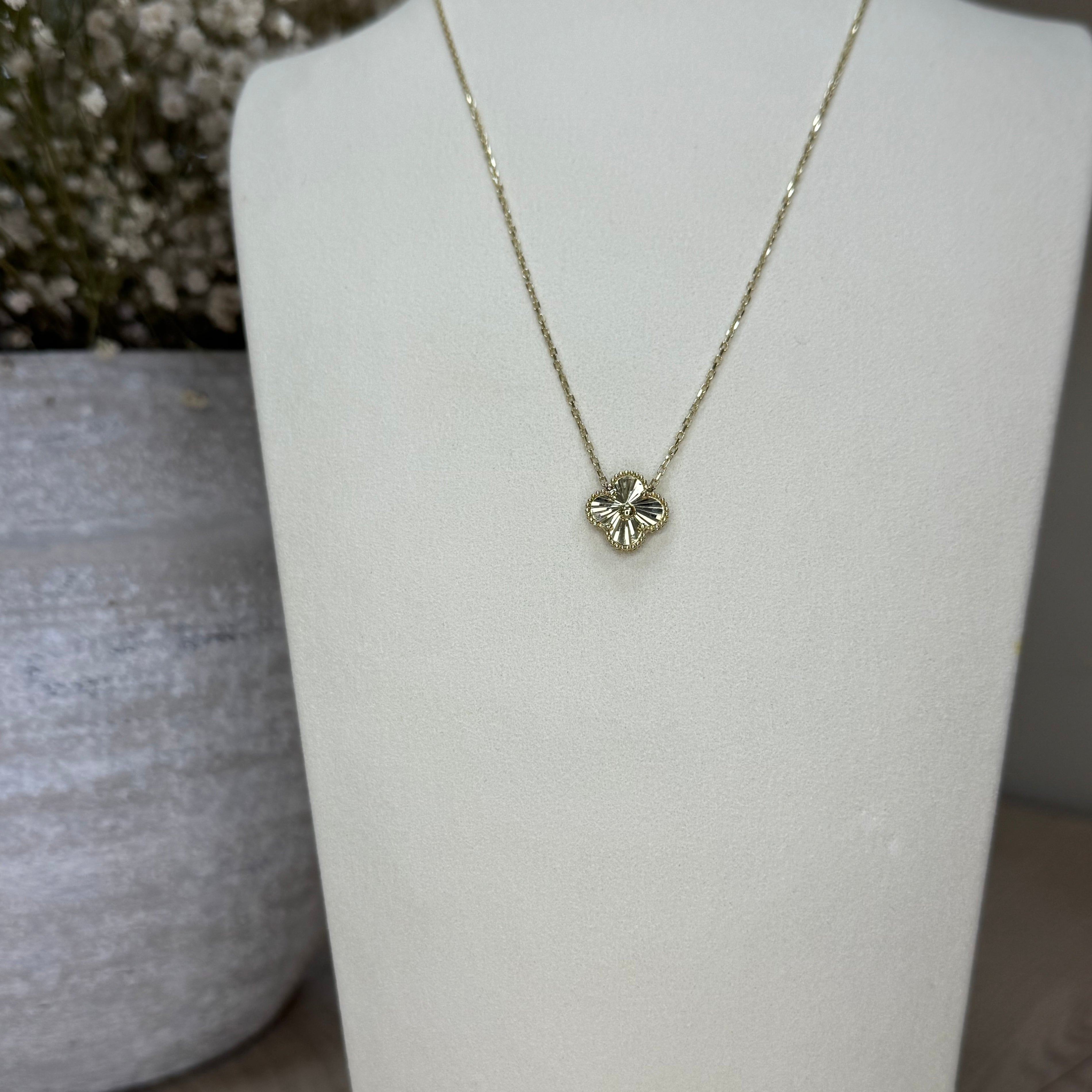 10k Gold One clover necklace