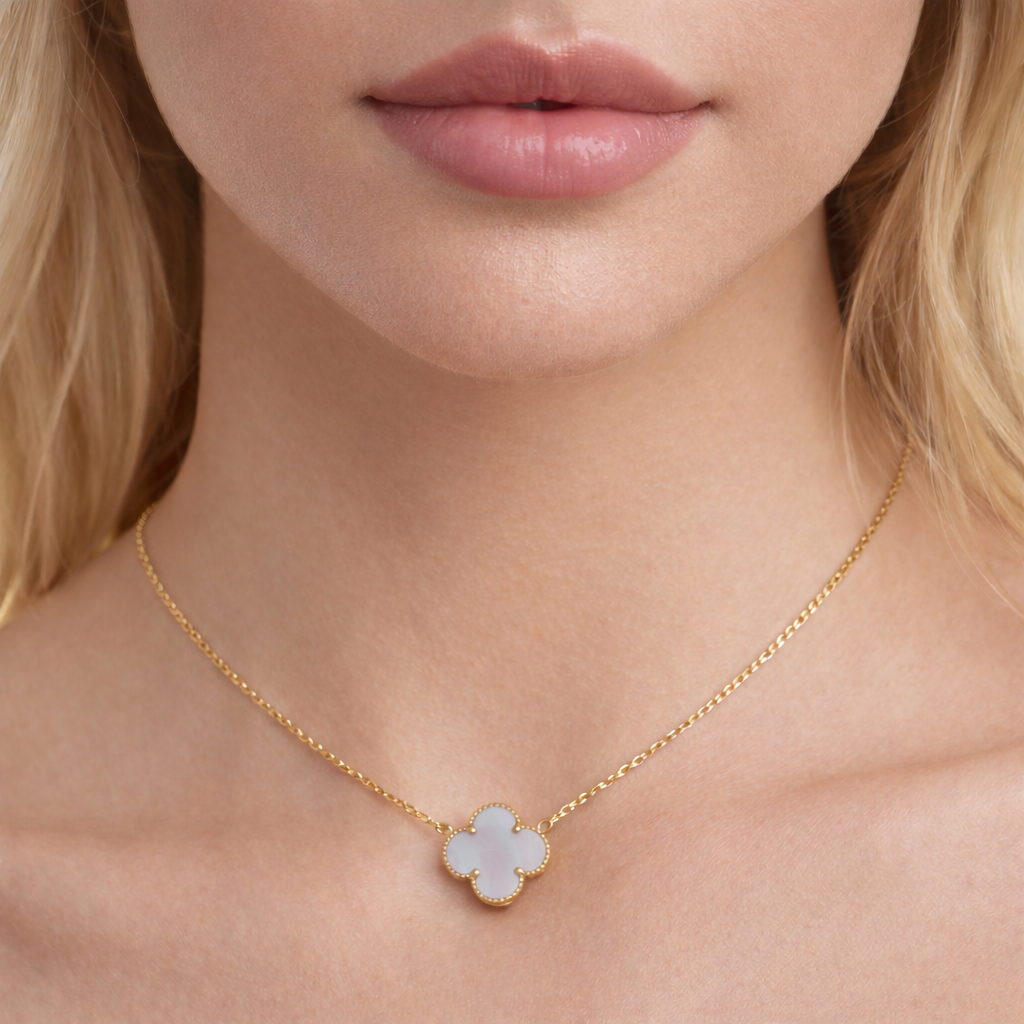 10K Gold one white clover chain