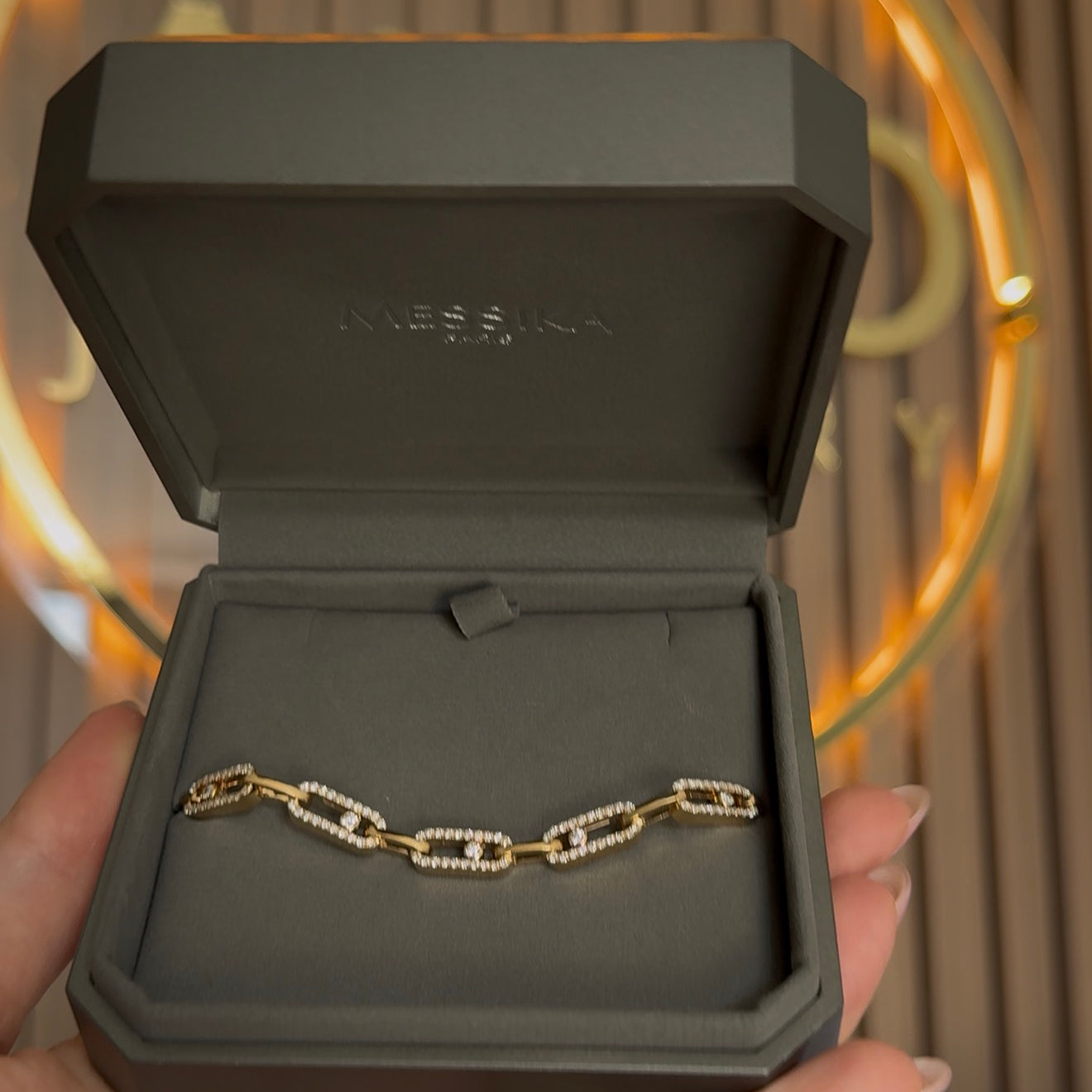 18k Gold Paperclip Mes Bracelet