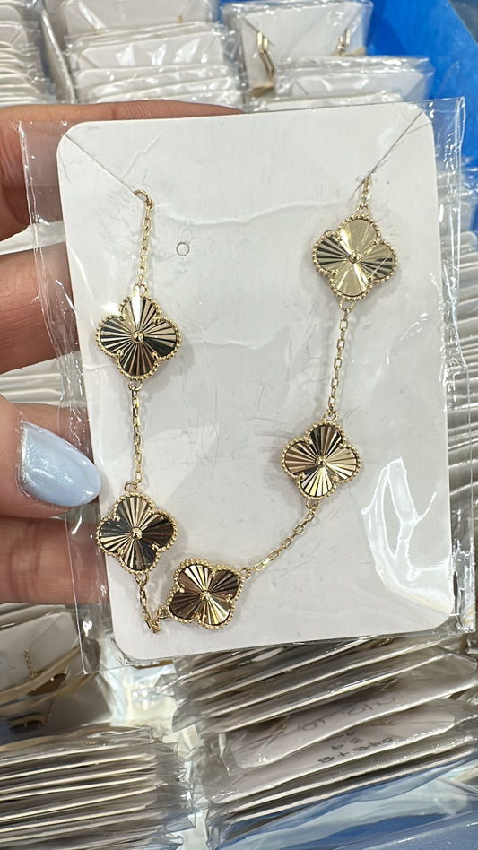 14k Clover Gold Bracelet