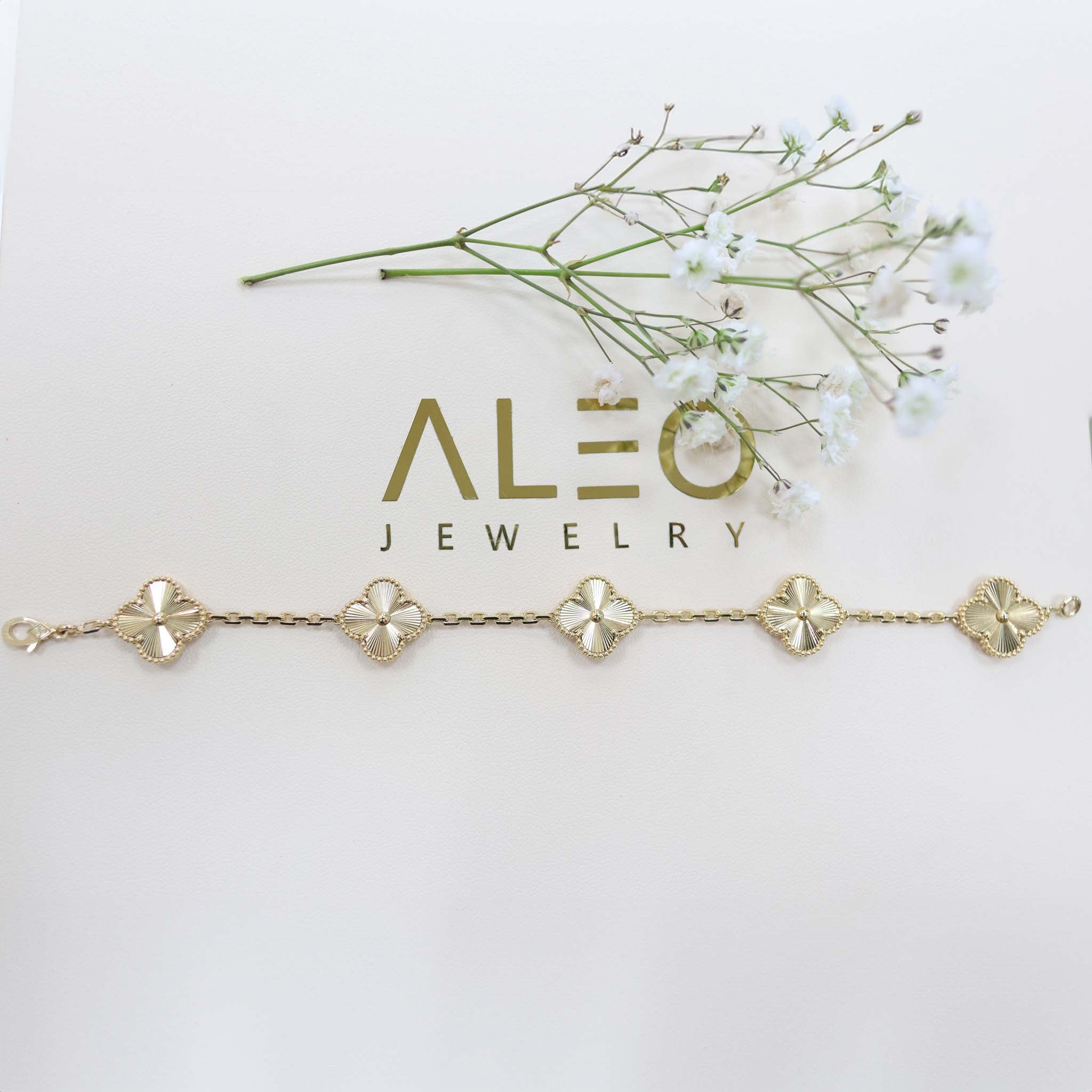 18k Gold Clover Bracelet