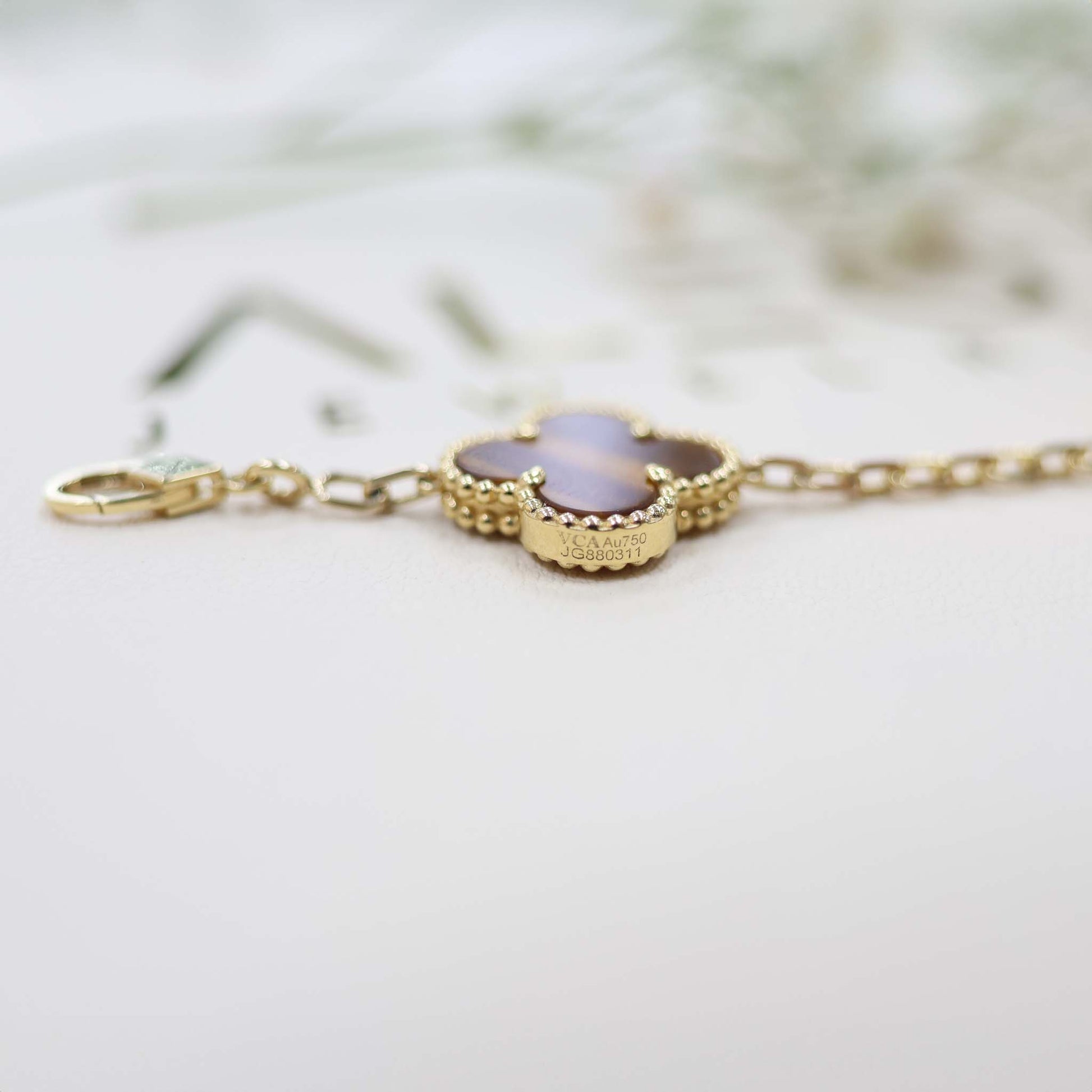 18k Gold Tiger Eye Bracelet