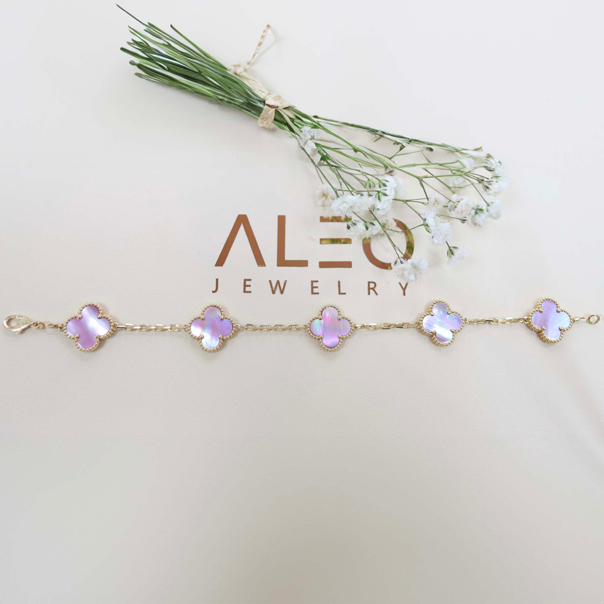 18k Gold Mother Pearl Pink Bracelet