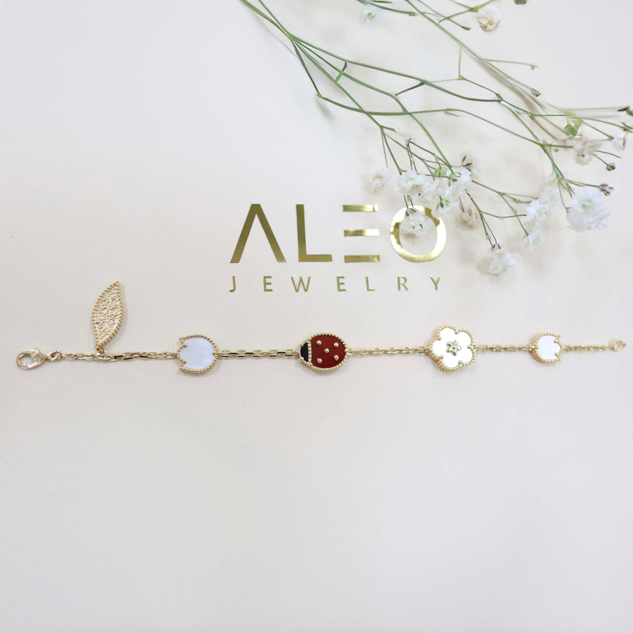 18k Gold Spring Bracelet