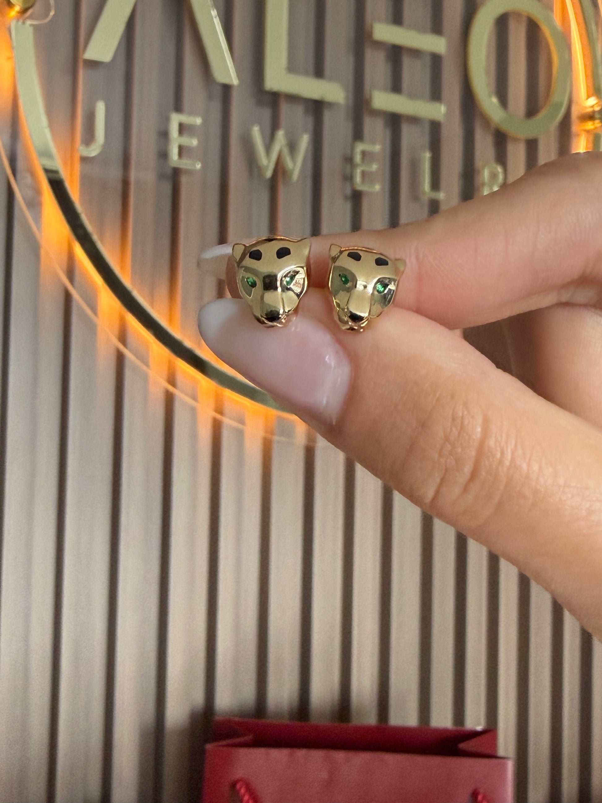 18k Gold Panthere Earrings