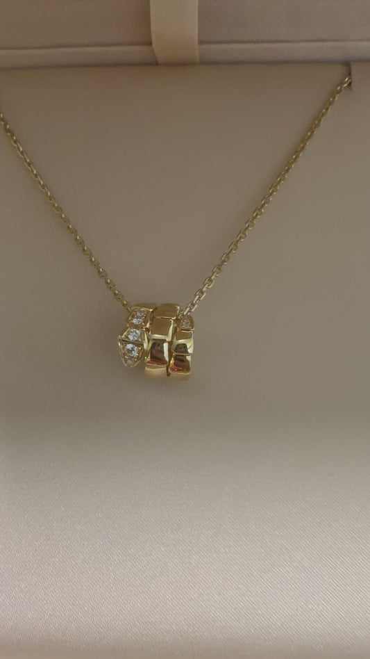 18k Gold Serpenti necklace